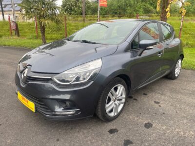 RENAULT – CLIO – Berline – GO – GRIS