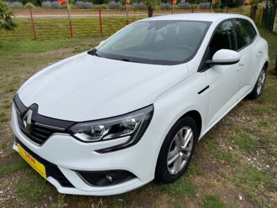 RENAULT – MEGANE – Berline – Diesel – BLANC