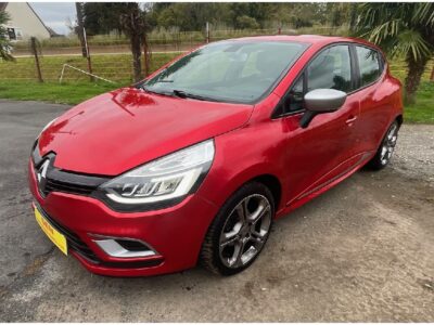 RENAULT – CLIO IV – Berline – Diesel – Rouge