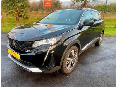 PEUGEOT – 5008 – Tout-Terrain – GO – NOIR
