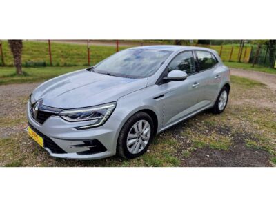RENAULT – MEGANE IV  – Berline – Diesel – Gris clair