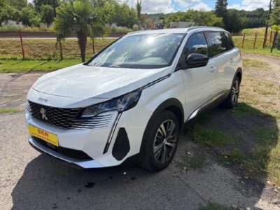 PEUGEOT – 5008 – Tout-Terrain – Essence sans plomb – Blanc Nacré