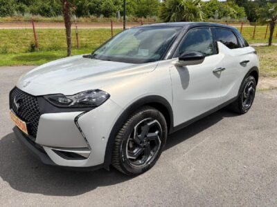 DS – DS3 CROSSBACK – Tout-Terrain – Essence sans plomb – Gris Plata lago